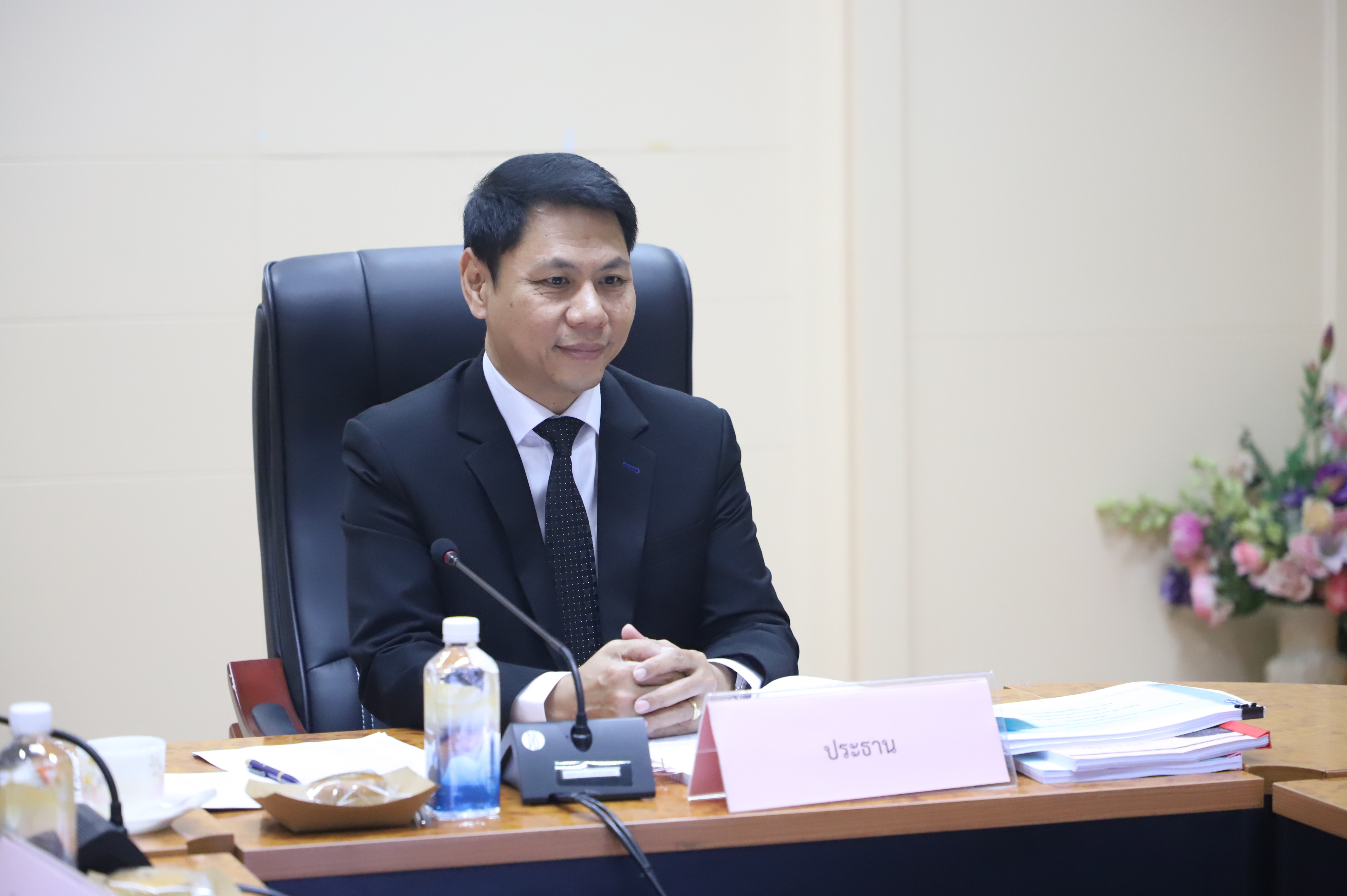 title - ส.ป.ก. ประชุมคณะอนุกรรมการพิจารณาการให้ความยินยอมหรืออนุญาตการใช้ประโยชน์ที่ดินในเขตปฏิรูปที่ดิน ครั้งที่ 4/2568